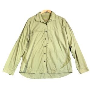 Mountain Hardware Shirt Womens 14 Green Button Up Pockets Vented Camping Hiking